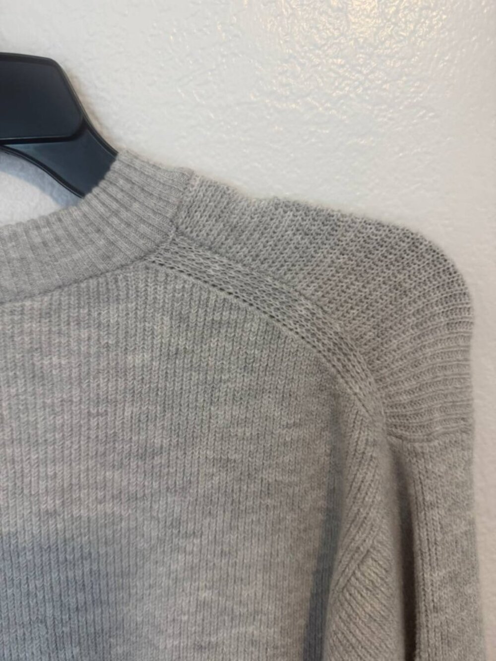 NWT Faherty Jackson Crewneck Sweater M Ice Grey Heather Organic Cotton Women's - Picture 8 of 12
